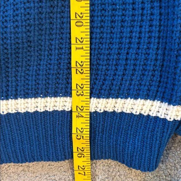 Men’s Vintage 90’s  Striped Blue and Cream Long Sleeve Sweater. Size Medium Tall - Picture 4 of 4